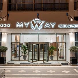 My Way Hotel & Events，位于帕特雷的酒店