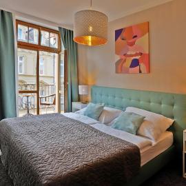 Hotel Pilgrim，位于卡罗维发利的酒店