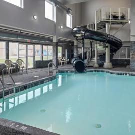 Home Inn & Suites Regina Airport，位于里贾纳的酒店
