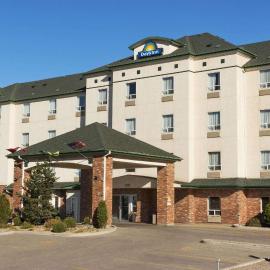 Days Inn by Wyndham Saskatoon，位于萨斯卡通的酒店