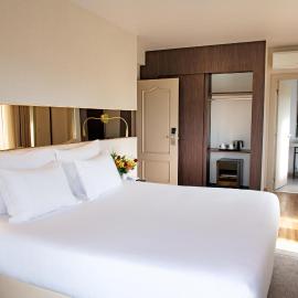 Hotel Cristal Setúbal，位于塞图巴尔的酒店