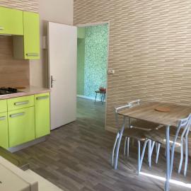 Appartement La Libellule, professionnels et vacanciers，位于Compreignac的酒店