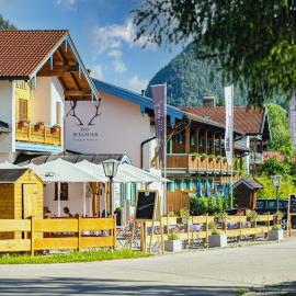 Das Bergmayr - Chiemgauer Alpenhotel，位于因泽尔的酒店