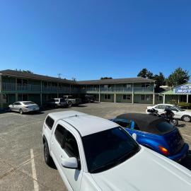 Villa West Motel，位于弗洛伦斯的酒店