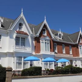 Runnymede Court Hotel,位于圣赫利尔泽西的酒店