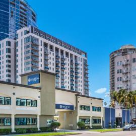 Inn at 50 Long Beach Convention Center，位于长滩的酒店