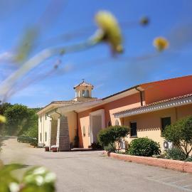 Pausania Inn,位于坦皮奥袍沙尼亚的酒店