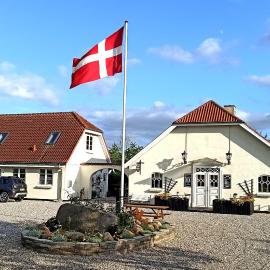 Brændekilde Bed & Breakfast，位于Ullerslev的酒店