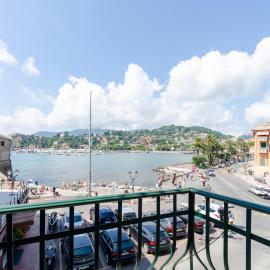 Casa Rosa al Mare, Rapallo，位于拉帕洛的酒店
