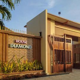 RedDoorz Syariah near Exit Tol Pemalang，位于Comal的酒店