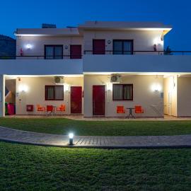 Angela Studios Pefkos，位于佩基罗德的酒店