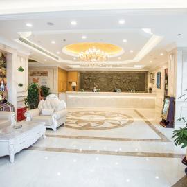 Vienna Hotel Pingxiang Lvyin Square，位于萍乡的酒店