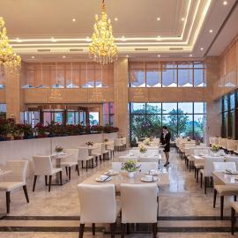 Vienna International Hotel (Guangdong Yunfu Emerging New City Plaza Store)，位于Dongkou的酒店