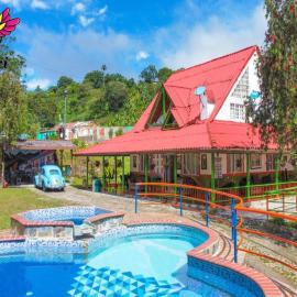 EcoHotel Colibrí Armenia - Salento，位于亚美尼亚的酒店