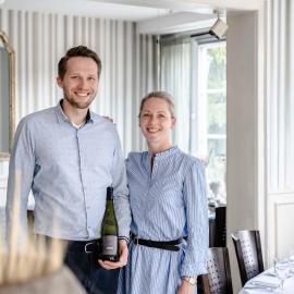Flair Hotel Zur Eiche,位于诺尔登堤岸布赫霍尔茨的酒店