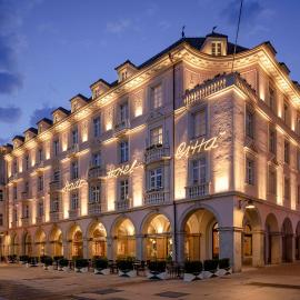 Stadt Hotel Città，位于博尔扎诺的酒店