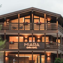 Garni Hotel Miara - Your Dolomites Home