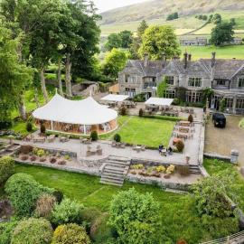 Simonstone Hall Hotel，位于霍伊斯的酒店