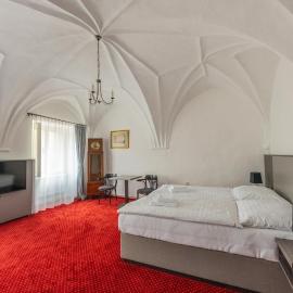Hotel Třebovská restaurace，位于摩拉瓦特热博瓦的酒店
