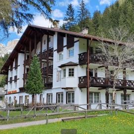 Park Hotel Faloria，位于卡纳泽伊的酒店
