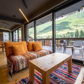 Lahili Boutique Hotel,位于梅斯蒂亚的酒店