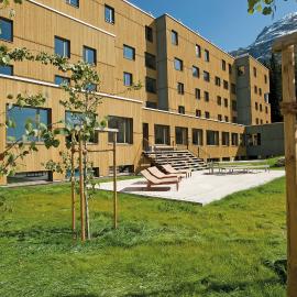 St. Moritz Youth Hostel，位于圣莫里茨的酒店