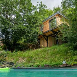 Le Moonloft insolite Tiny-House dans les arbres & 1 séance de sauna pour 2 avec vue panoramique，位于Osenbach的酒店