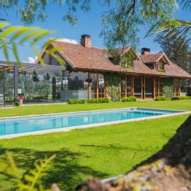 La Palma Polo Hotel - Airport Area,位于Puembo的酒店
