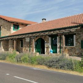 Hostería Casa Flor,位于Murias de Rechivaldo的酒店