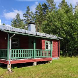 Ekesberget Stugby Retro stuga 9，位于Ekshärad的酒店