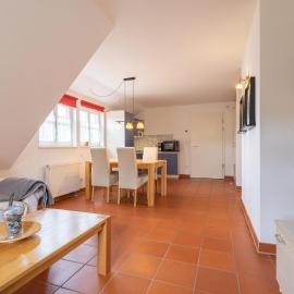 Feriendorf Rugana - Klassik Appartement mit 1 Schlafzimmer B40，位于德兰斯克的酒店
