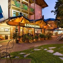 Sporthotel Rosatti，位于迪马罗的酒店