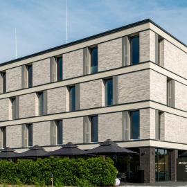 Hotel DEJANIL Hannover Burgdorf，位于布格多夫的酒店