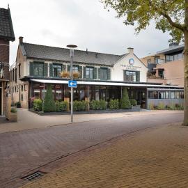 Hotel Restaurant De Ploeg，位于Varsseveld的酒店