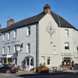 The Kings Arms，位于伍德斯托克的酒店