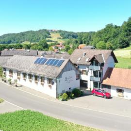 Gasthof Zum Wallner，位于Kalch的酒店
