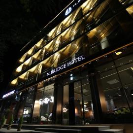 N Bridge Hotel JEON JU，位于全州市的酒店