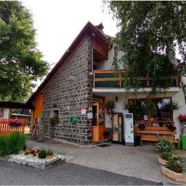 Autocamping Podlesok，位于赫拉布斯的酒店