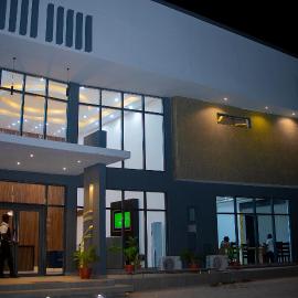 Hotel Capitol，位于伊凯贾的酒店