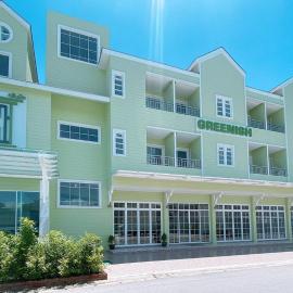 Greenish Hotel