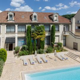 Hotel Le Renoir,位于萨尔拉拉卡内达的酒店