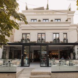 Hotel Boutique Vila 135，位于地拉那的酒店