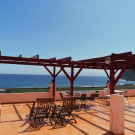 Apartamentos Playa，位于埃尔米瓜的酒店