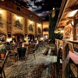 Hotel Pod Bránou，位于巴尔代约夫的酒店