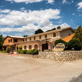 Venta el Borrego，位于巴涅雷斯德马里奥拉的酒店