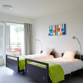 Hotel Middelpunt - Gratis Parking - Ontbijt inbegrepen!,位于米德尔克尔克的酒店