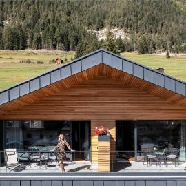Ladinia Dolomites View - Adults Only，位于博萨迪法萨的酒店