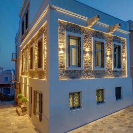 Amare Boutique Suites，位于埃尔莫波利斯的酒店