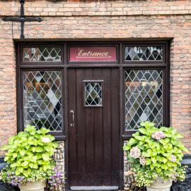 The Red Lion Eaton