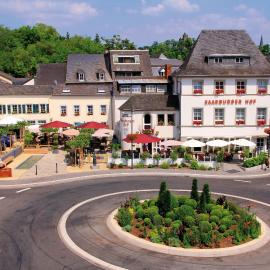 Hotel Saarburger Hof，位于萨尔堡的酒店